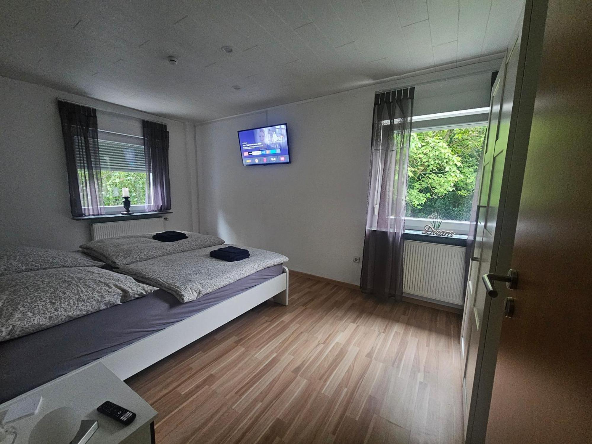 Lenny'S Ferienwohnung Cassel Extérieur photo
